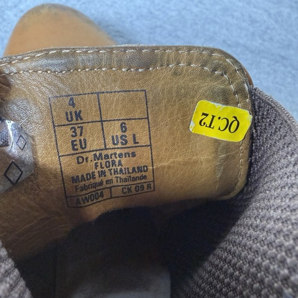 Dr Martens Cognac Flora Chelsea Pull On Boots Distressed Womens US 6 Two Toned - Picture 16 of 16